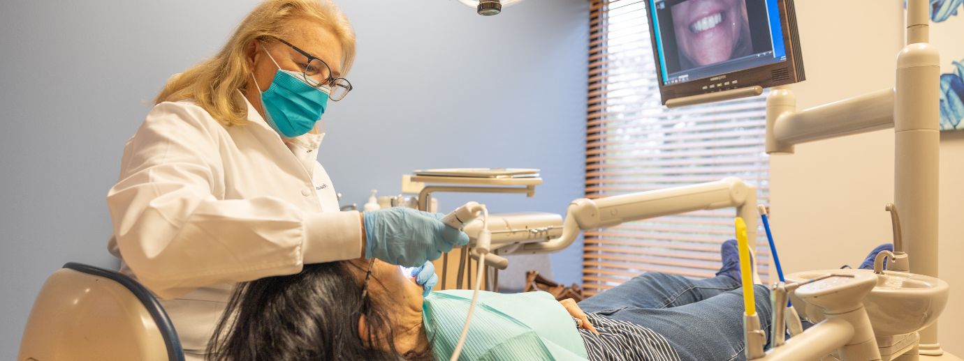 Stone Mountain Georgia dentist treating a dental patient